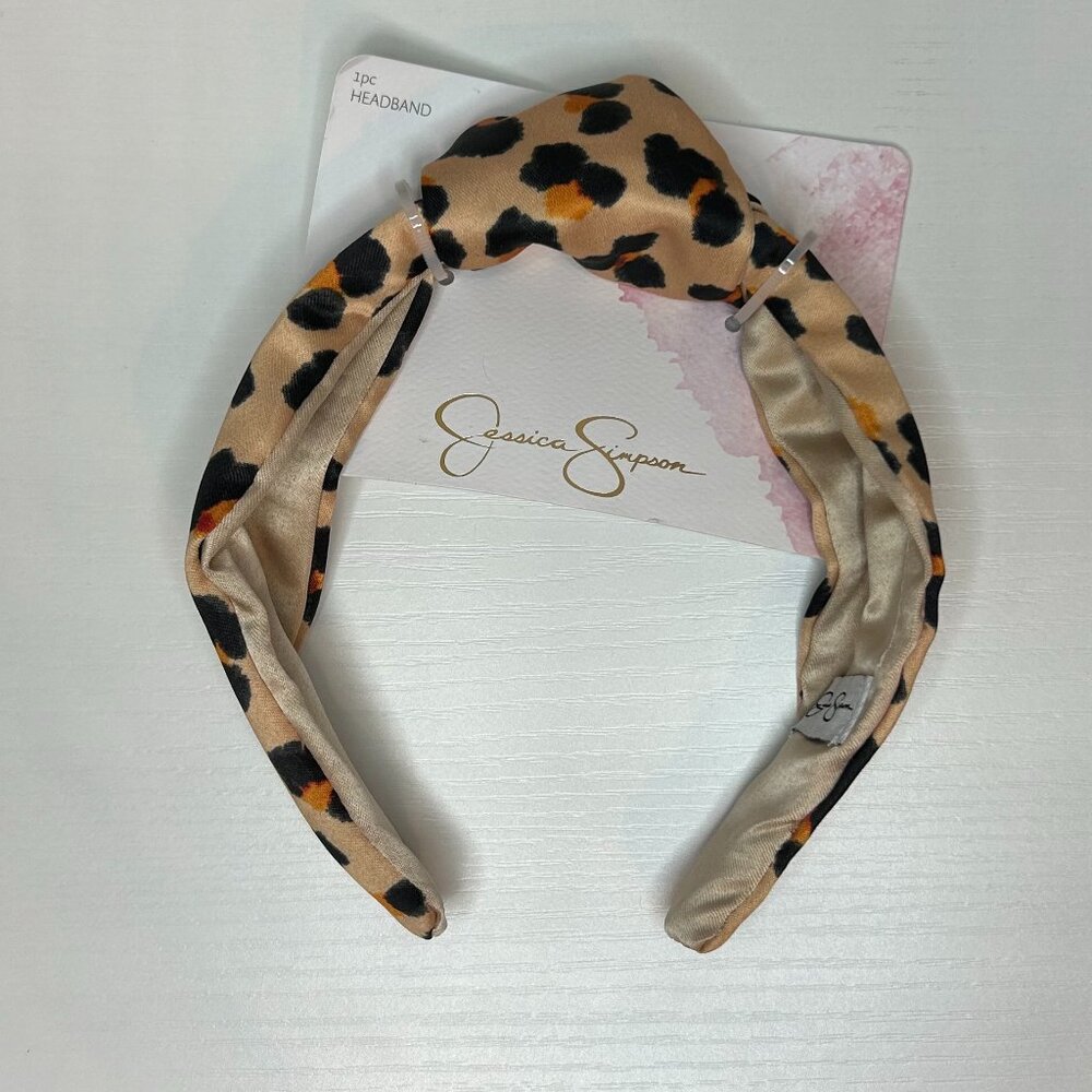 NWT leopard knot headband